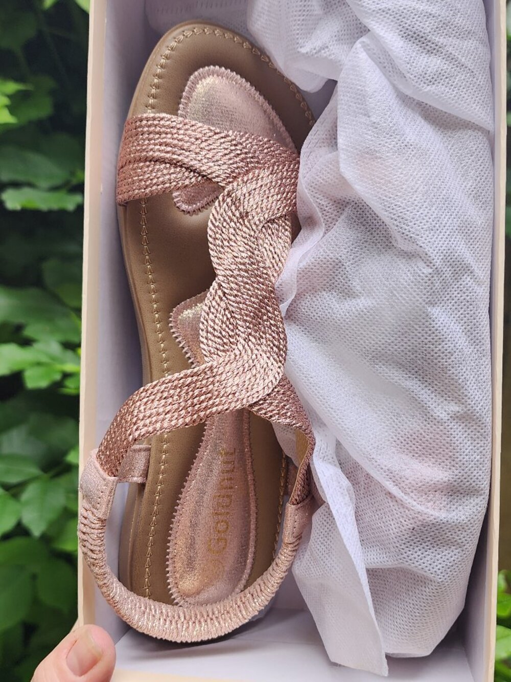 NWB Rose Gold Summer sandals size 8 flats
